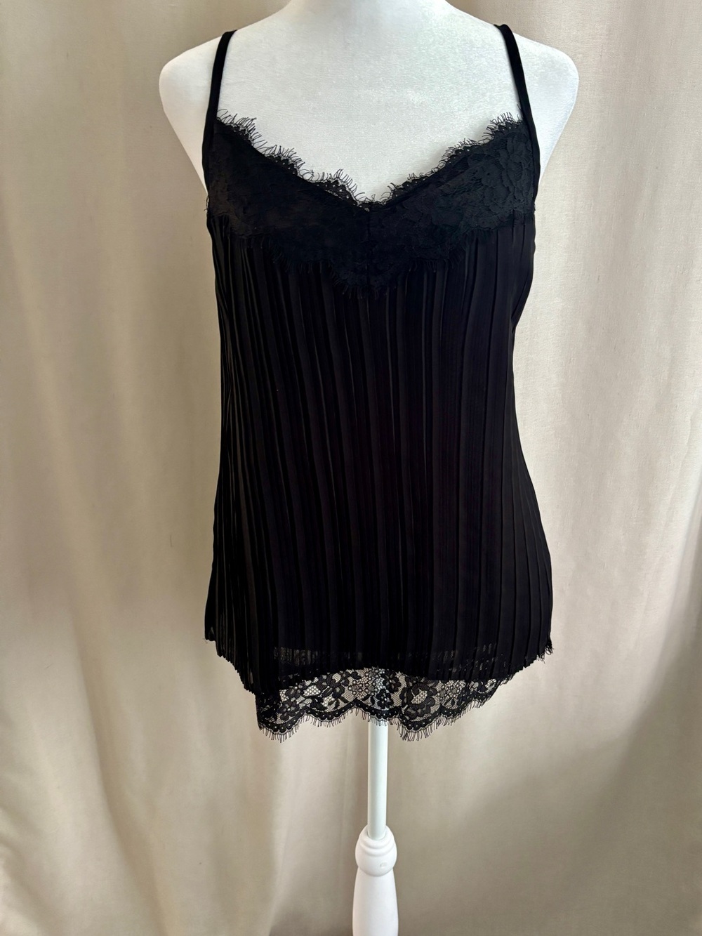 Dex Pleated Lace-Trim Camisole — Black | M